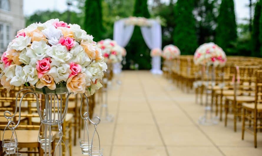 The magic of simple and chic wedding decoration